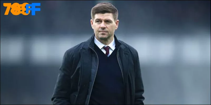 Steven Gerrard được xem là ứng viên hàng đầu trở lại dẫn dắt Rangers sau khi Russell Martin bị sa thải Steven Gerrard được xem là ứng viên hàng đầu trở lại dẫn dắt Rangers sau khi Russell Martin bị sa thải